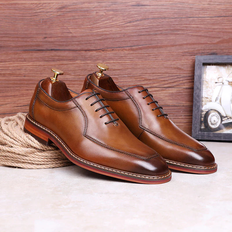 Lace-up Oxford Shoes